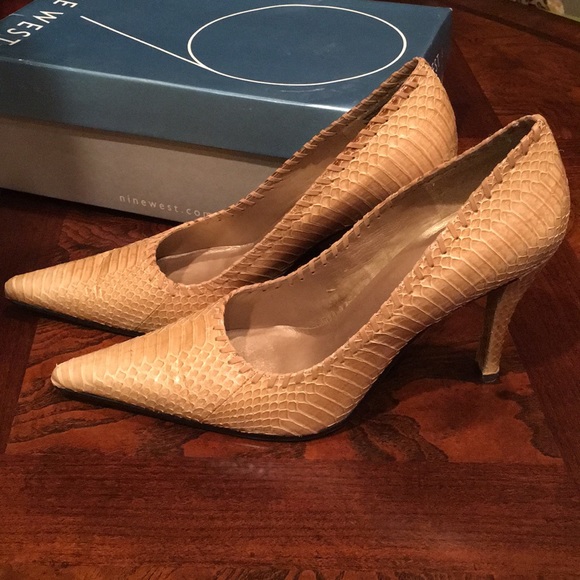 Nine West High-Heel Leather Pumps sz. 8M - Picture 4 of 5